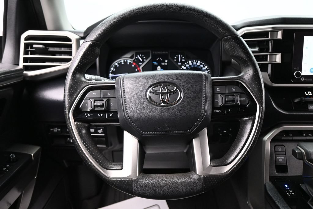 Used 2022 Toyota Tundra SR5 w/ Convenience Package RWD image 15