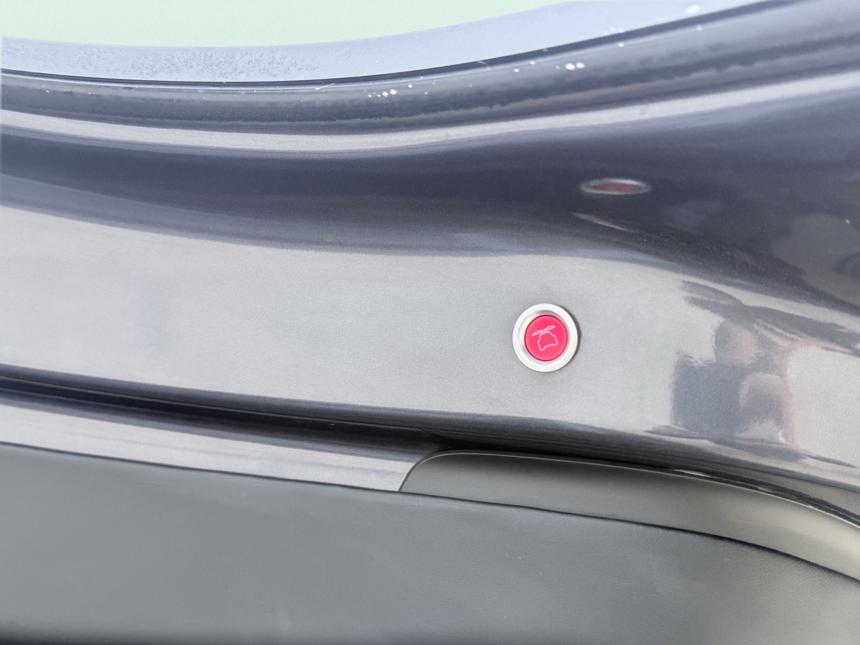 Used 2023 Tesla Model X image 44