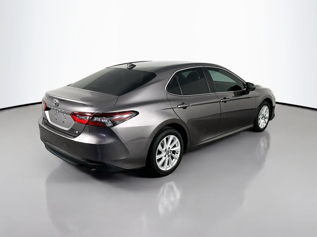 Used 2023 Toyota Camry LE FWD image 7