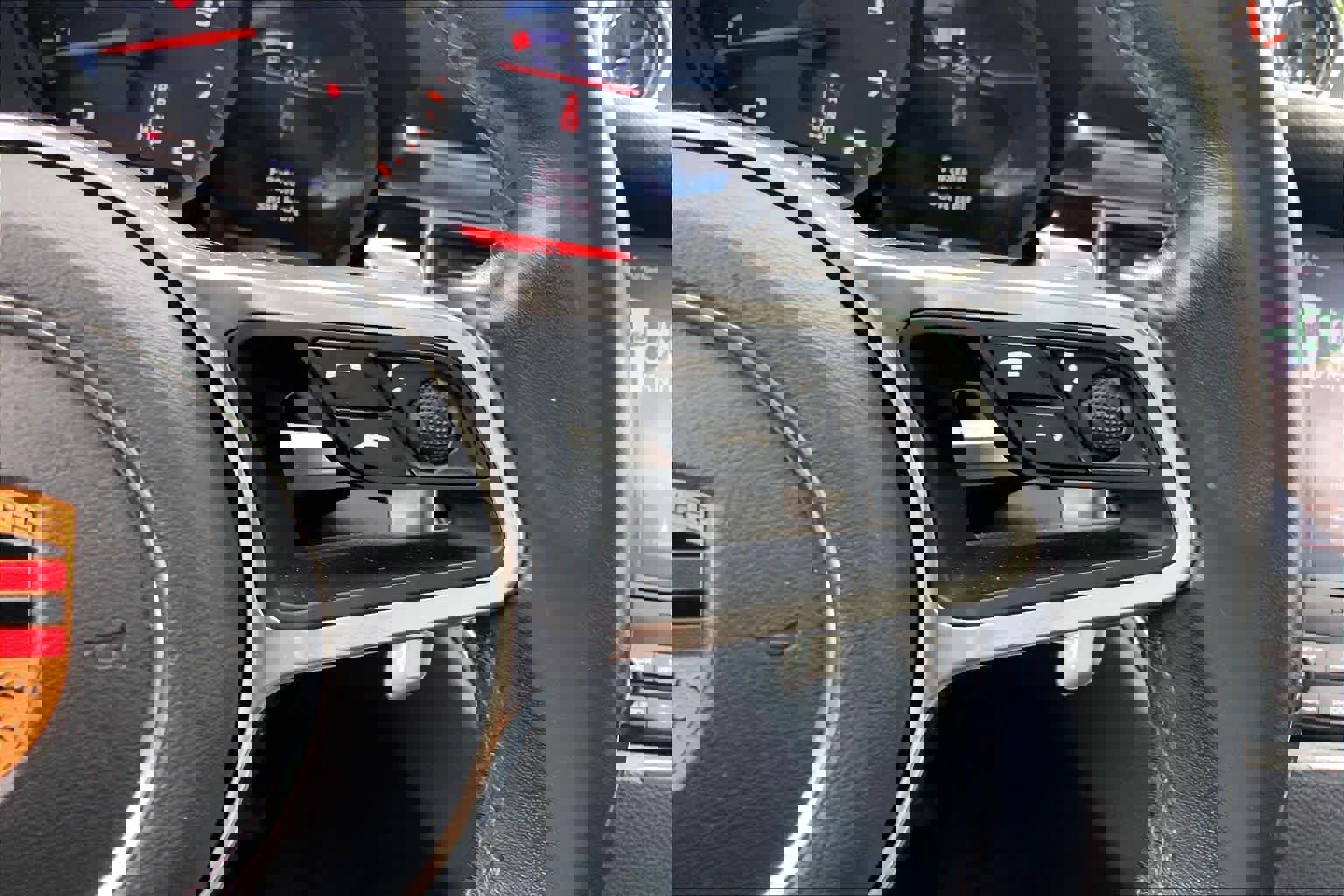 Used 2018 Porsche Macan AWD/4WD image 24