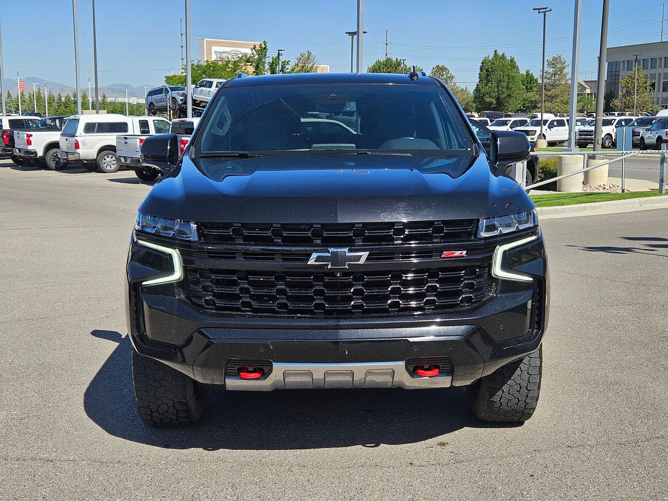 Used 2024 Chevrolet Tahoe Z71 w/ Z71 Off-Road Package AWD/4WD image 9