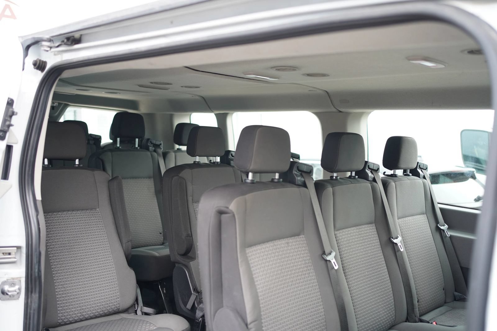 Used 2024 Ford Transit 350 XLT RWD image 17
