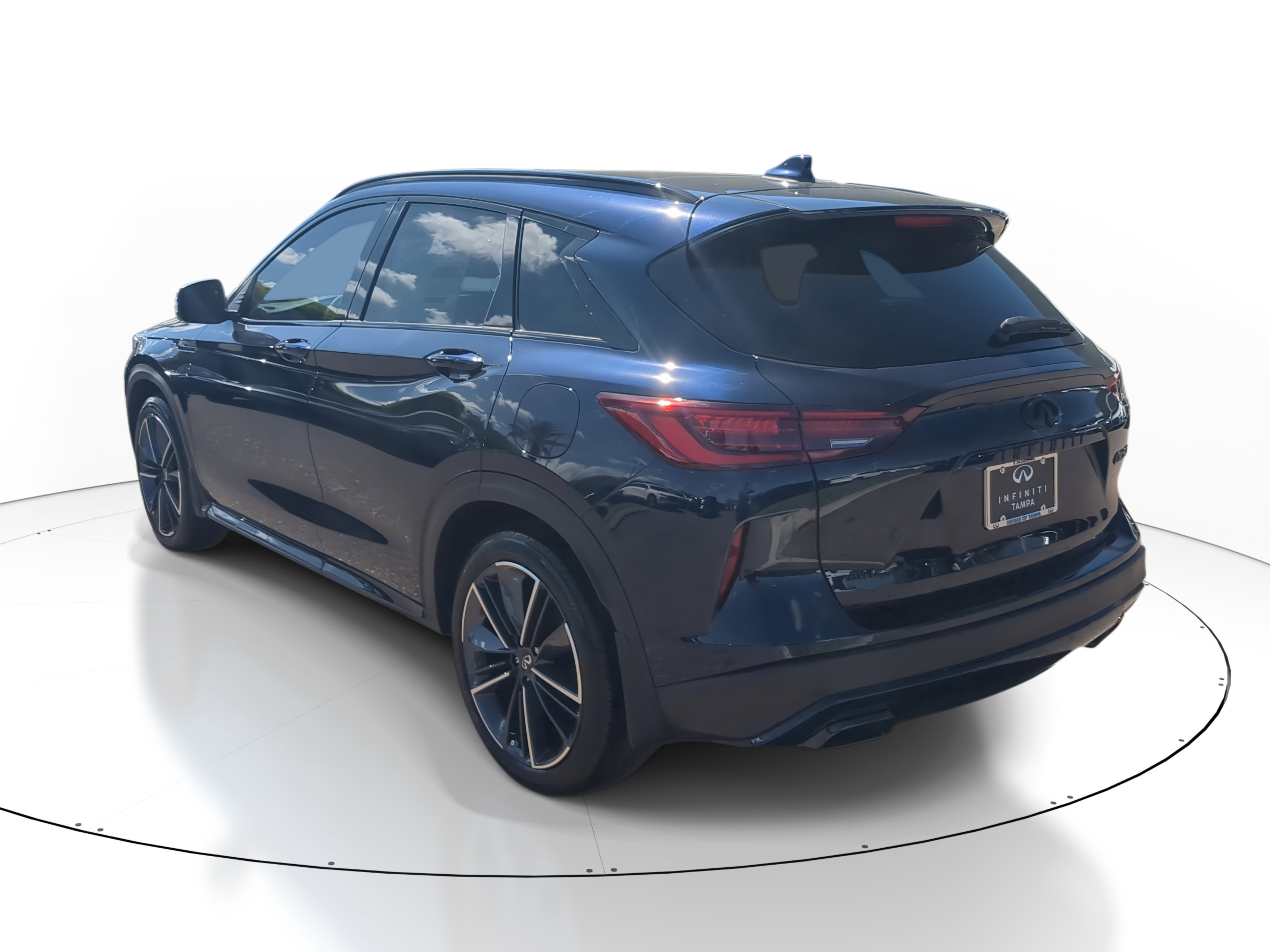 New 2025 INFINITI QX50 Sport image 4