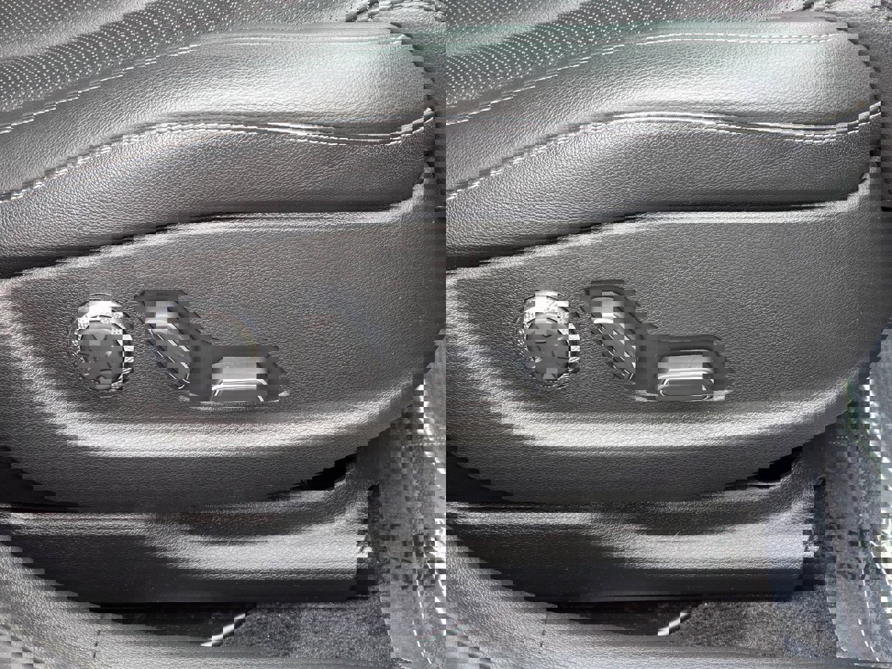 Used 2023 Genesis G80 2.5T image 42