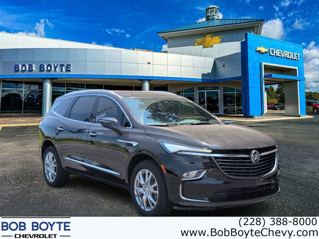 Used 2023 Buick Enclave Essence w/ Experience Buick Package