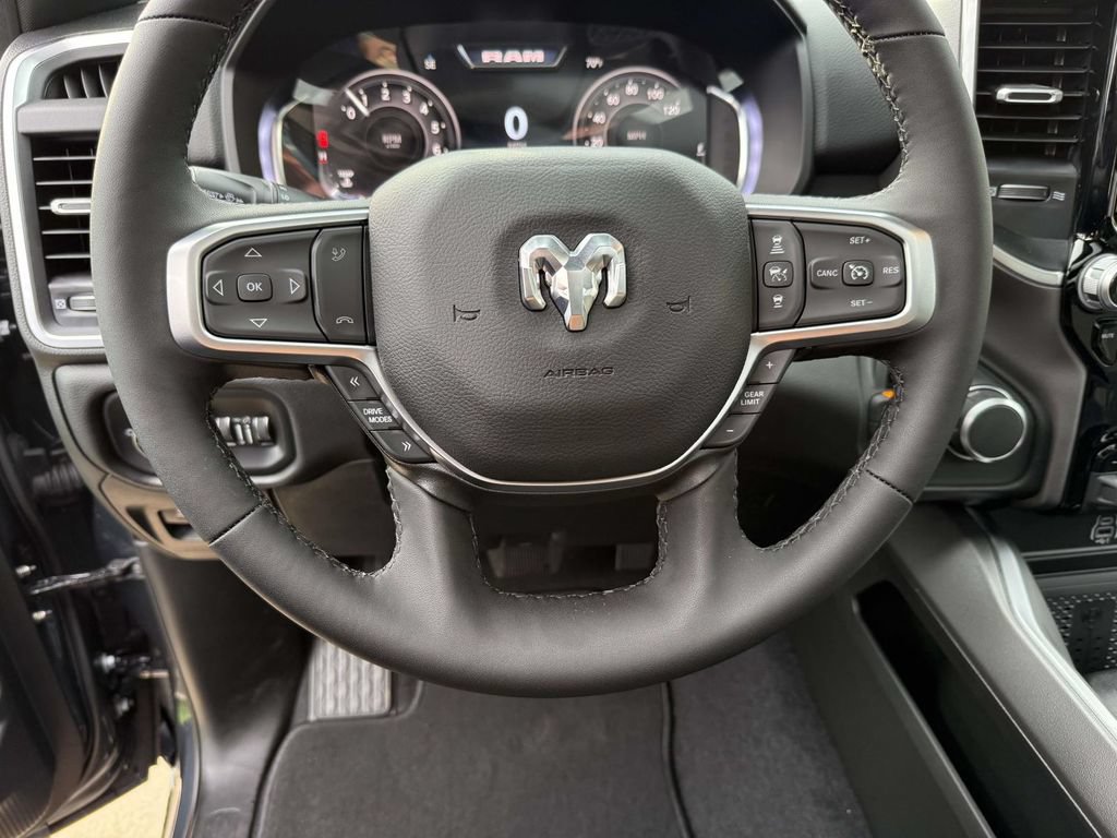 New 2026 RAM 1500 Big Horn AWD/4WD image 20