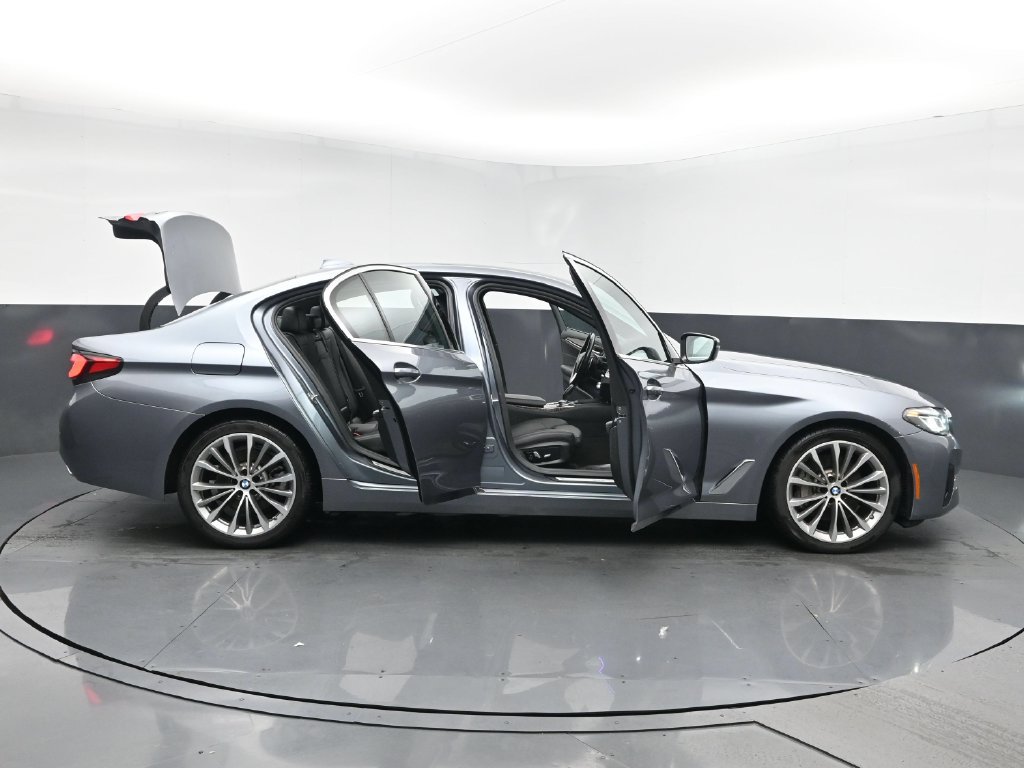 Used 2021 BMW 530i xDrive w/ Convenience Package AWD/4WD image 27