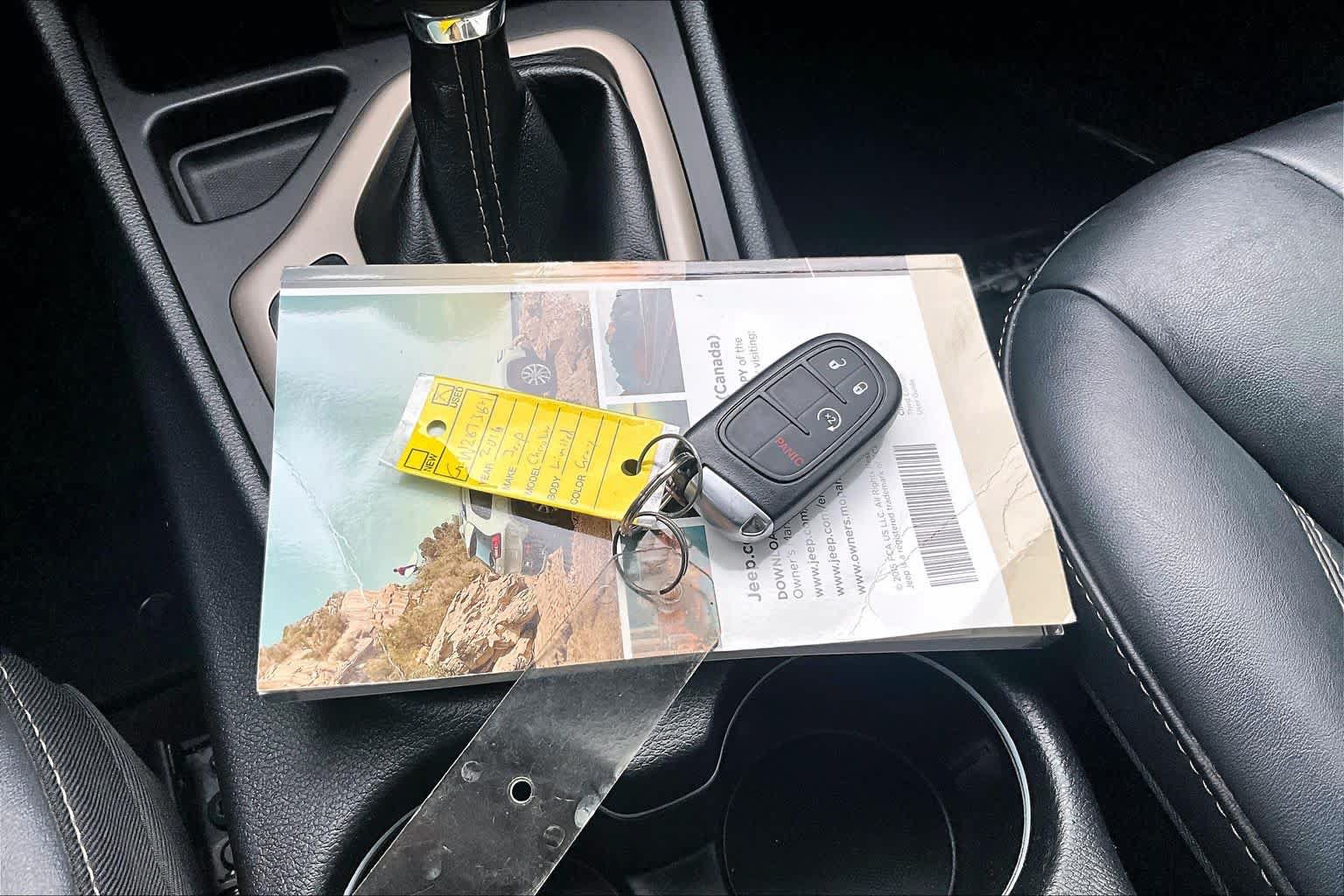 Used 2016 Jeep Cherokee Limited FWD image 15