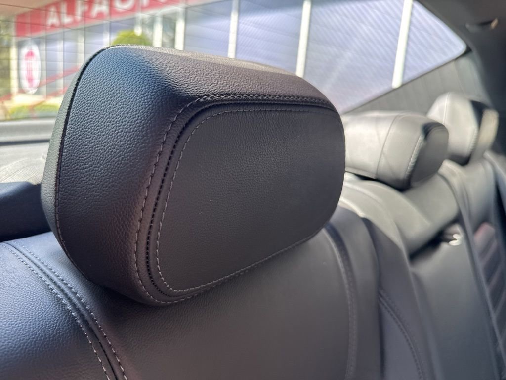 Used 2023 Alfa Romeo Giulia Veloce image 54