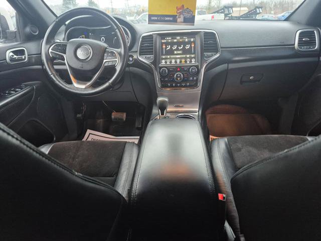 Used 2018 Jeep Grand Cherokee Altitude image 11