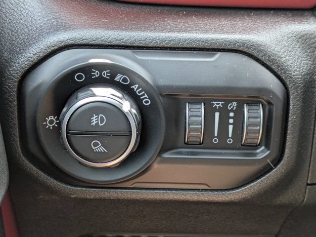 Certified 2020 Jeep Gladiator Rubicon AWD/4WD image 24