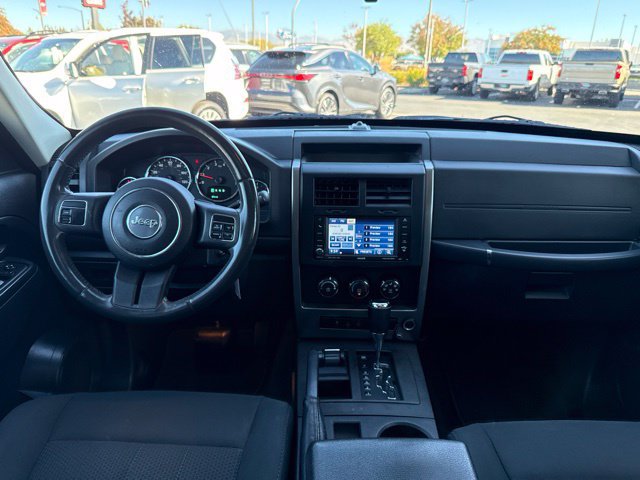 Used 2011 Jeep Liberty Sport AWD/4WD image 15
