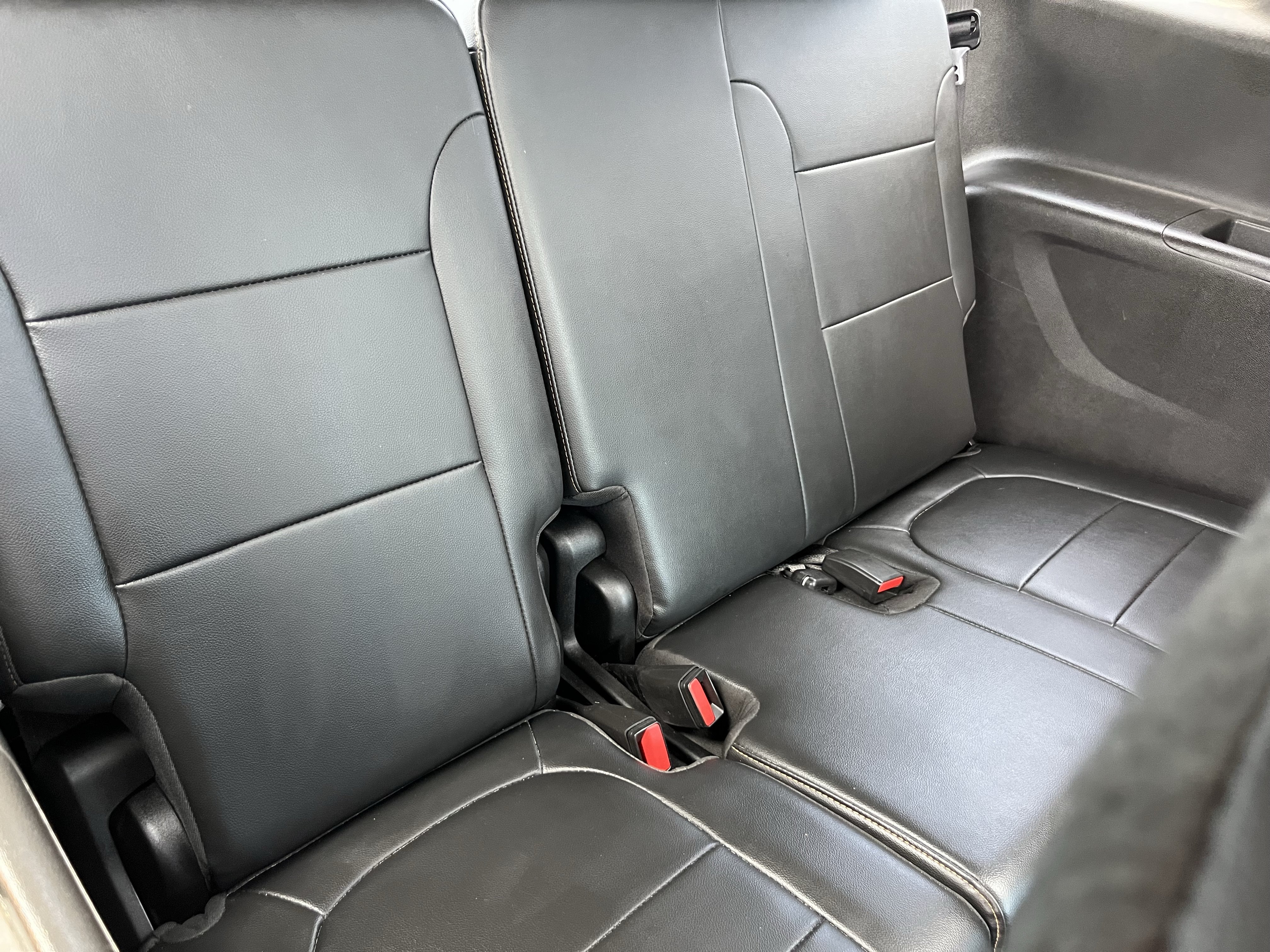 Used 2019 Chevrolet Traverse LT w/ LT Premium Package AWD/4WD image 5