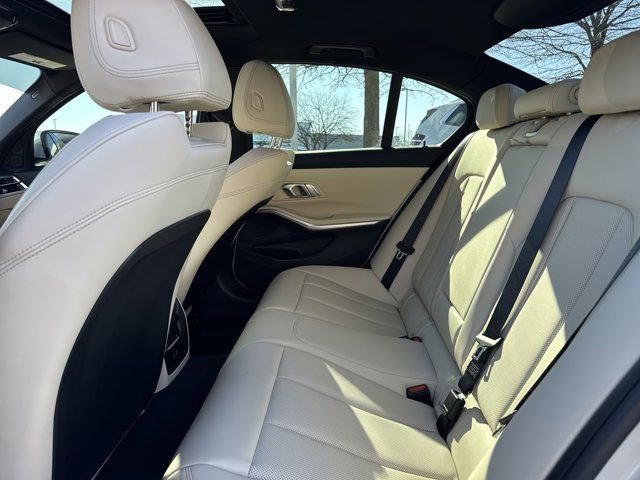 Certified 2026 BMW 330i Sedan w/ Premium Package image 10