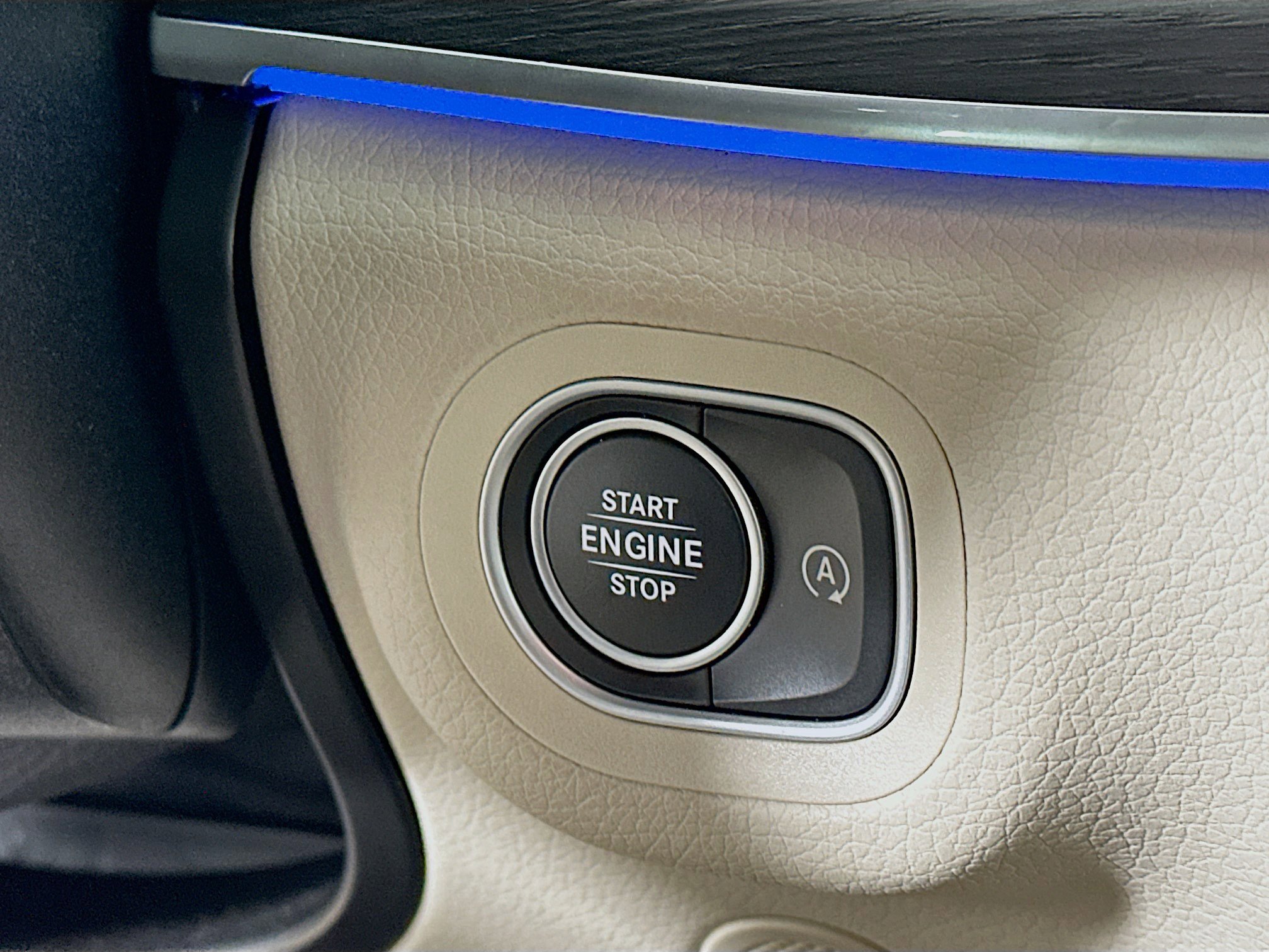 Certified 2025 Mercedes-Benz GLS 450 4MATIC image 16