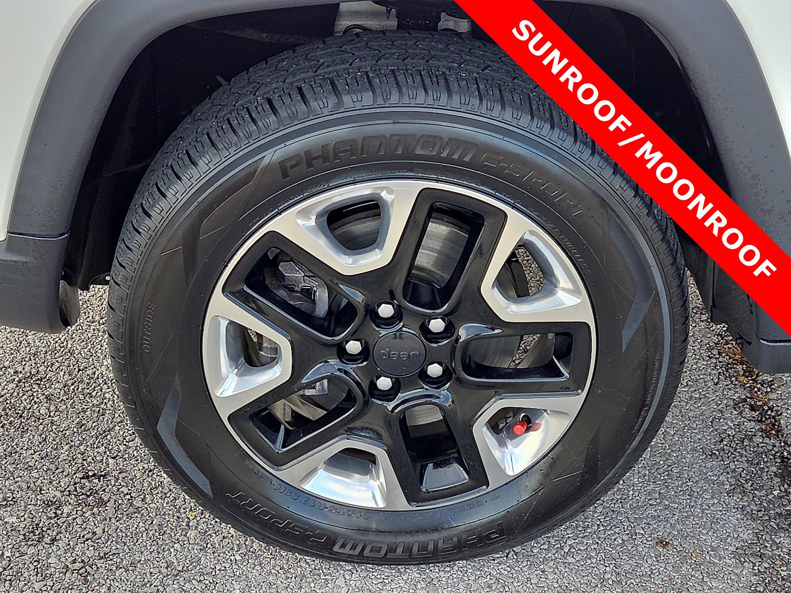 Used 2017 Jeep Compass Trailhawk w/ Leather Interior Group image 7