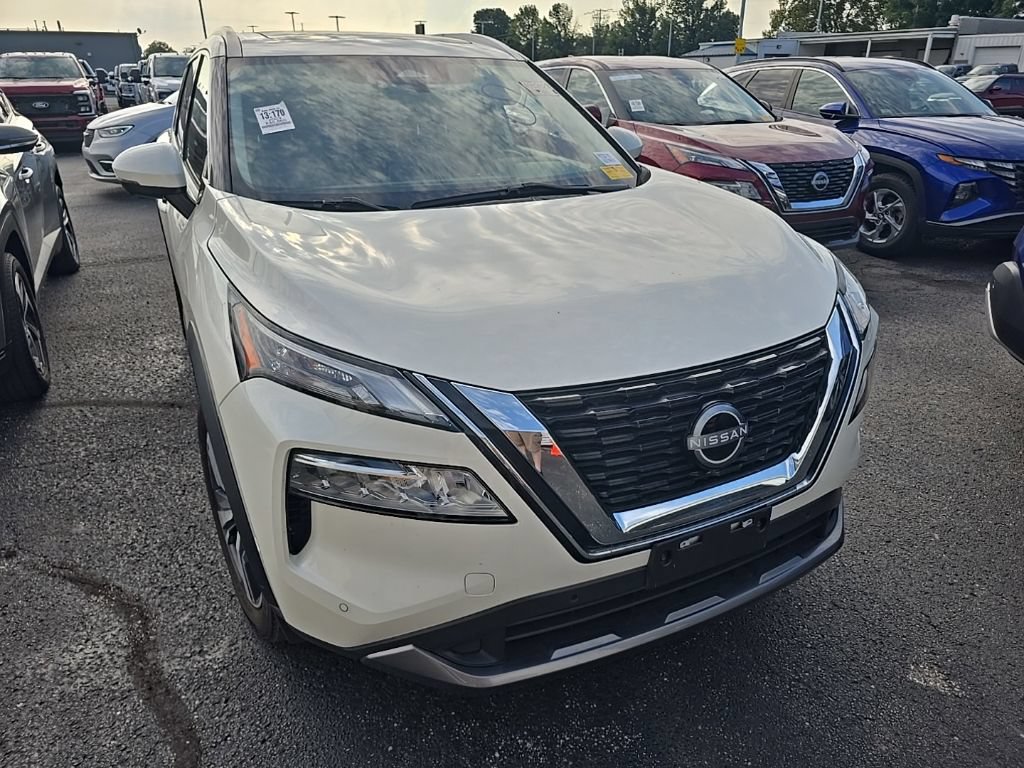 Used 2023 Nissan Rogue SL w/ SL Premium Package AWD/4WD image 1
