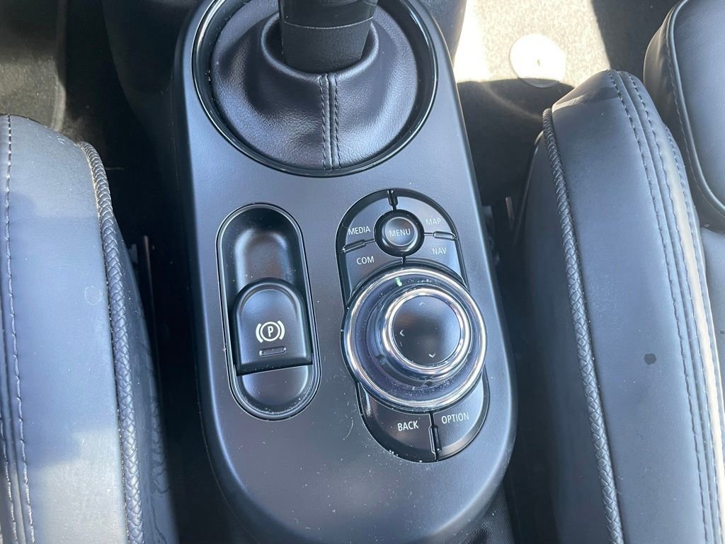 Used 2022 MINI Cooper SE FWD image 19