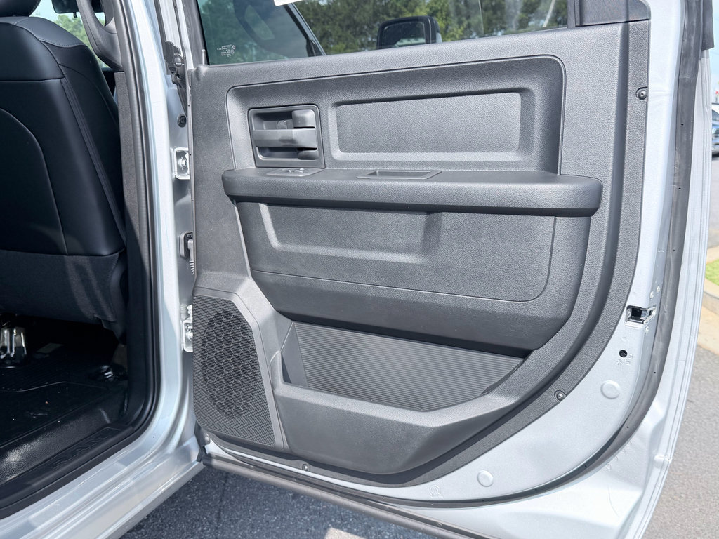 New 2026 RAM 3500 Tradesman w/ Chrome Appearance Group A AWD/4WD image 27