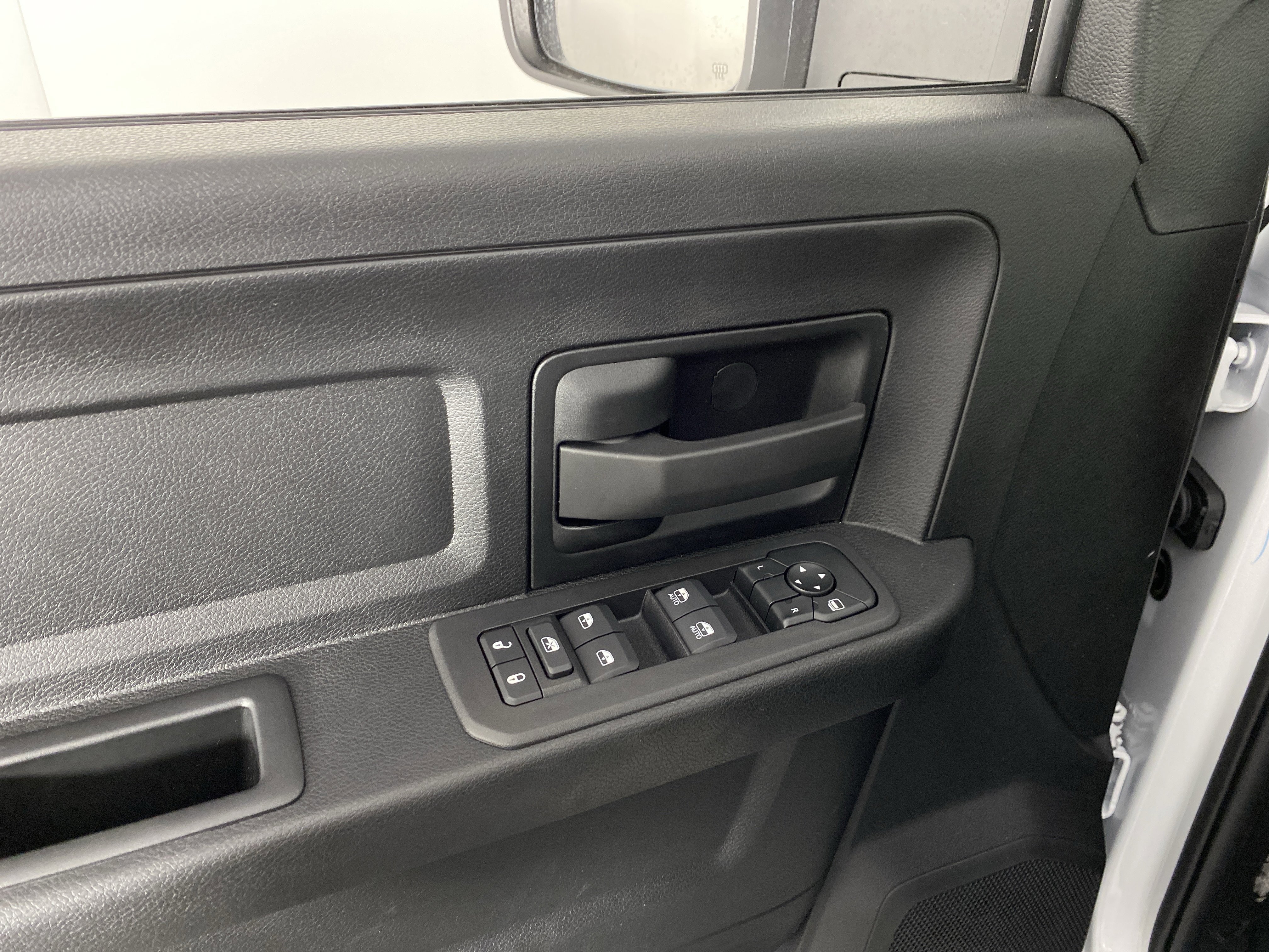 New 2026 RAM 2500 Tradesman image 12