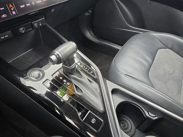 Certified 2023 Kia Niro EX image 39