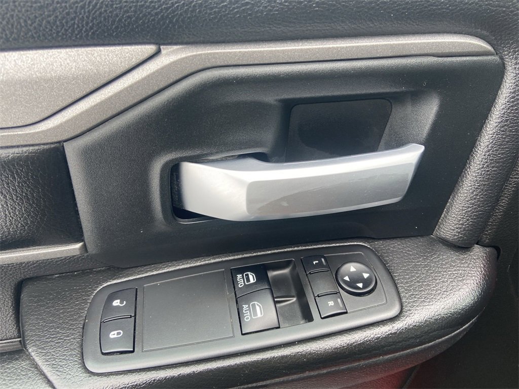 Used 2019 RAM 3500 Tradesman image 23