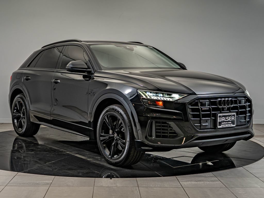 Used 2023 Audi Q8 Premium Plus w/ Premium Plus Package AWD/4WD image 3