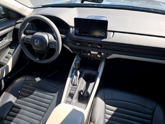 Used 2023 Honda Accord EX image 21