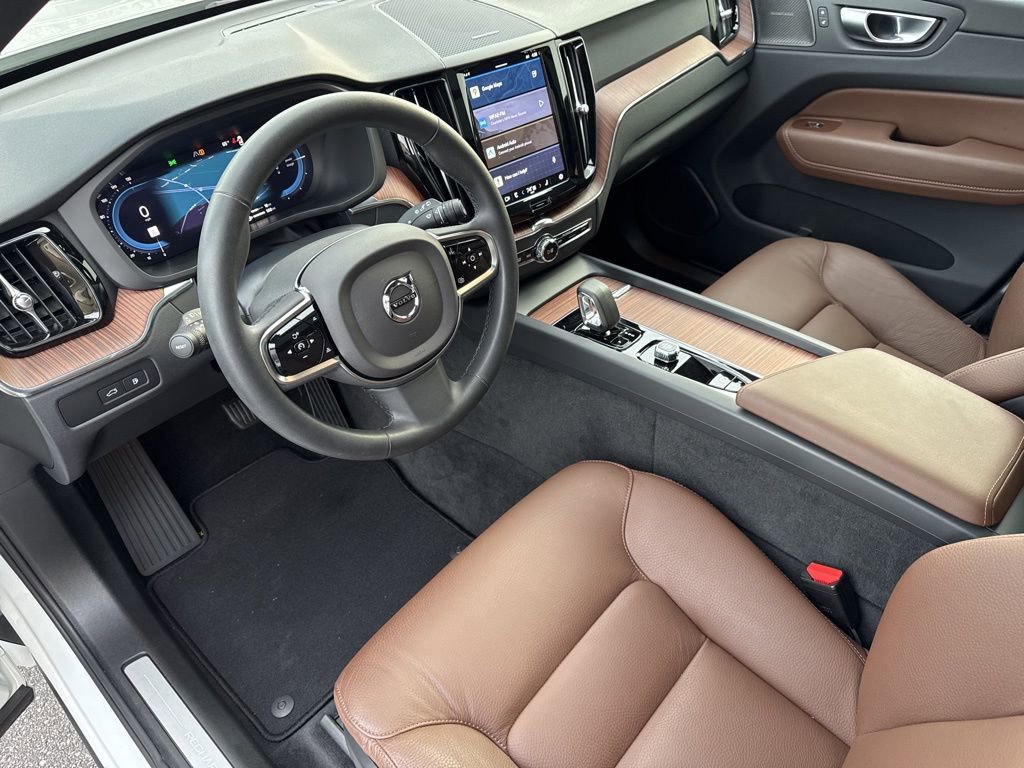Used 2024 Volvo XC60 T8 Plus w/ Protection Package Premier image 34