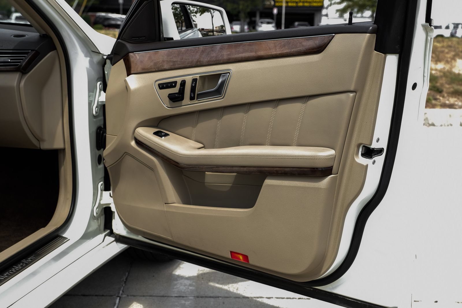 Used 2012 Mercedes-Benz E 350 Sedan image 40