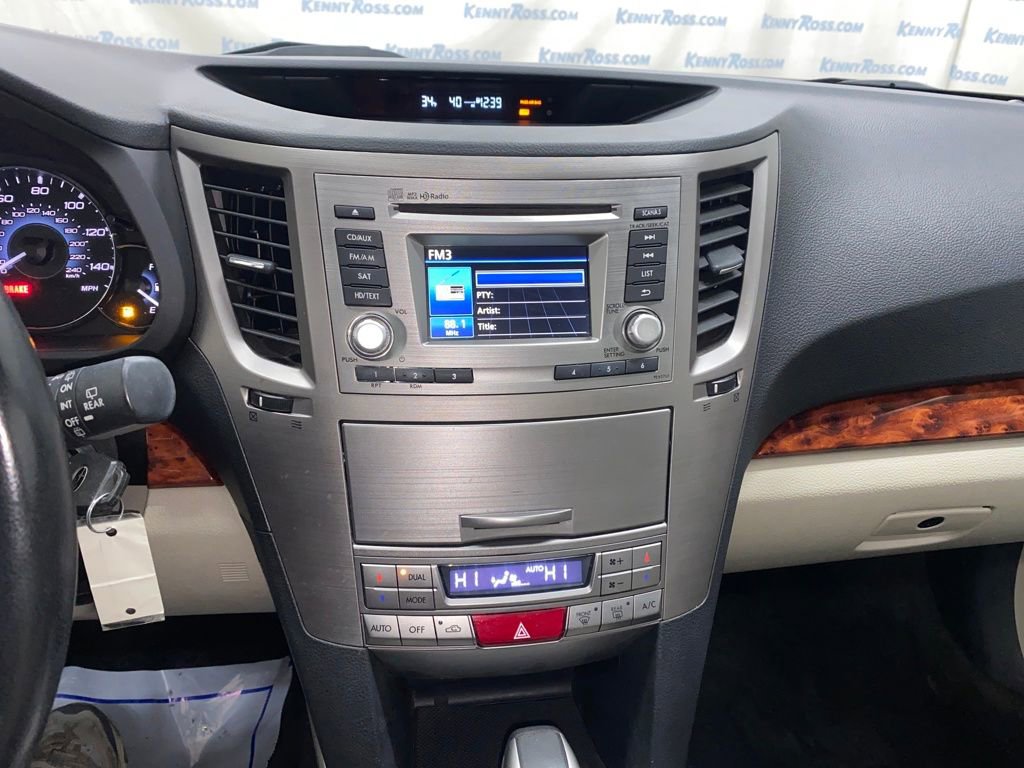 Used 2012 Subaru Outback 2.5i Limited image 22