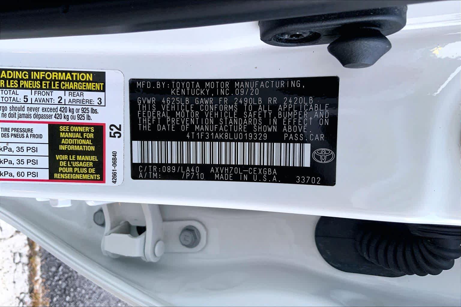 Used 2020 Toyota Camry XLE w/ Sunroof Package FWD image 30