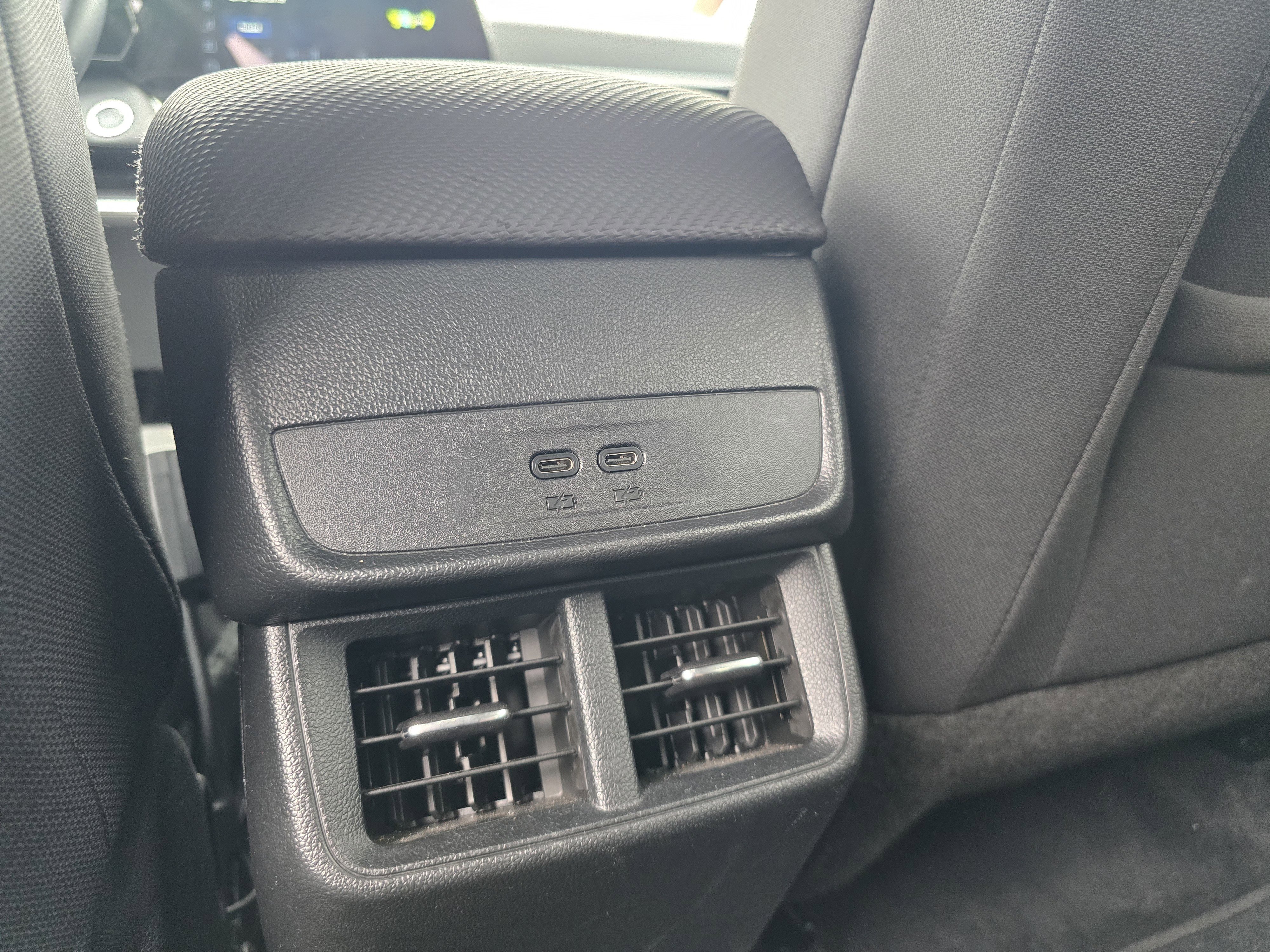 Used 2025 Chevrolet Equinox LT image 16