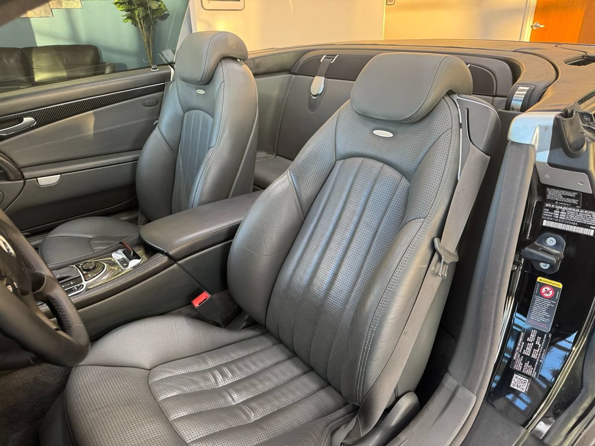 Used 2005 Mercedes-Benz SL 55 AMG image 17