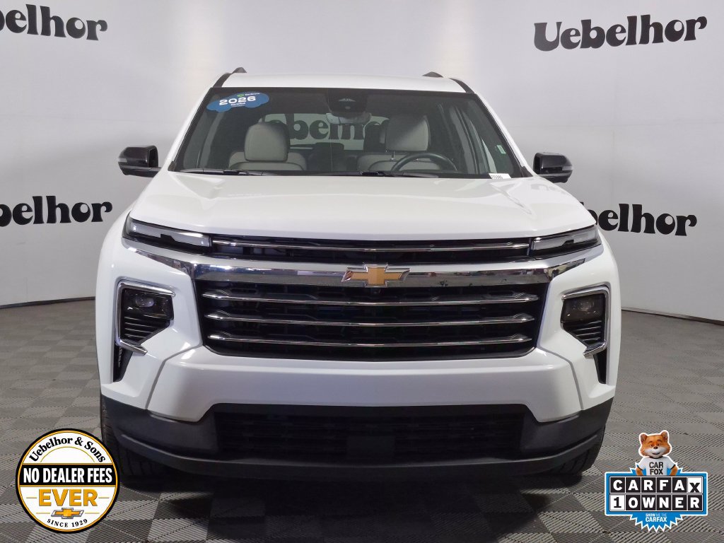 Certified 2026 Chevrolet Traverse LT w/ Driver Confidence Package FWD image 3