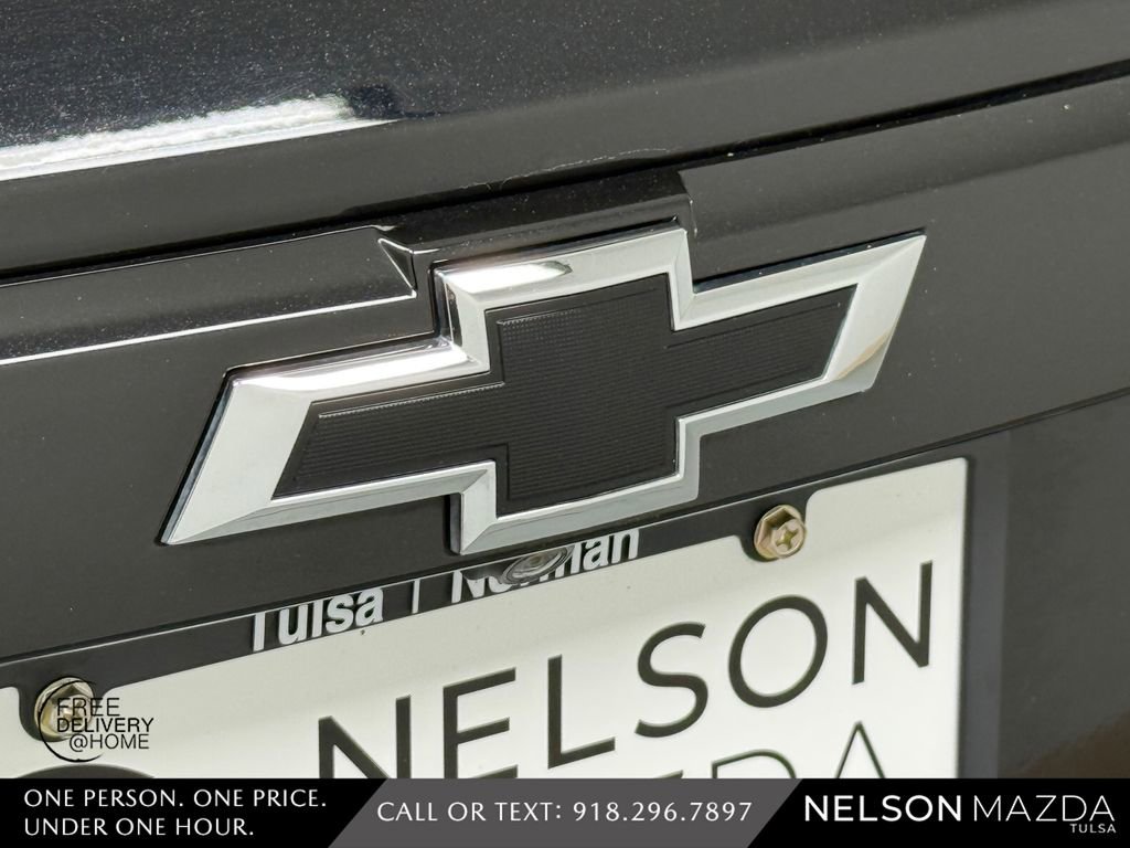 Used 2020 Chevrolet Trax LT w/ Redline Edition image 16