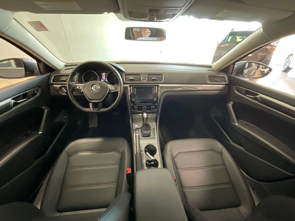 Used 2017 Volkswagen Passat 1.8T SE FWD image 8