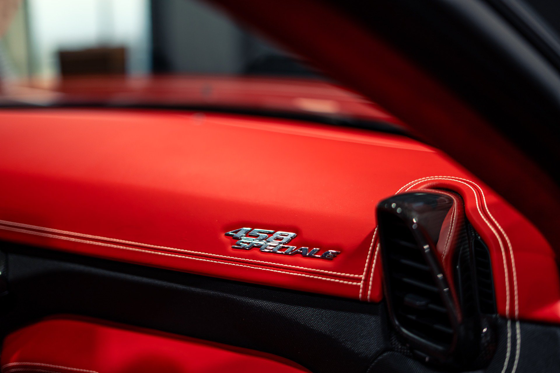Used 2015 Ferrari 458 Speciale Coupe RWD image 60