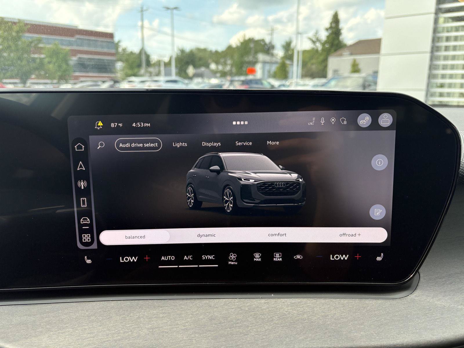 New 2026 Audi Q3 quattro 2.0T AWD/4WD image 22