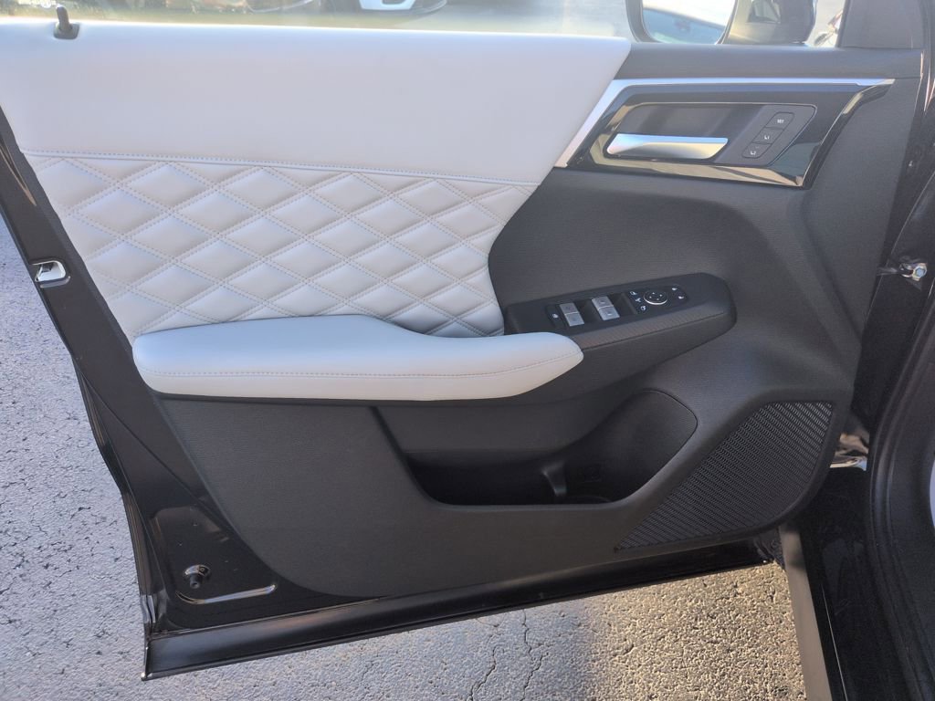 Used 2022 Mitsubishi Outlander SEL FWD image 10