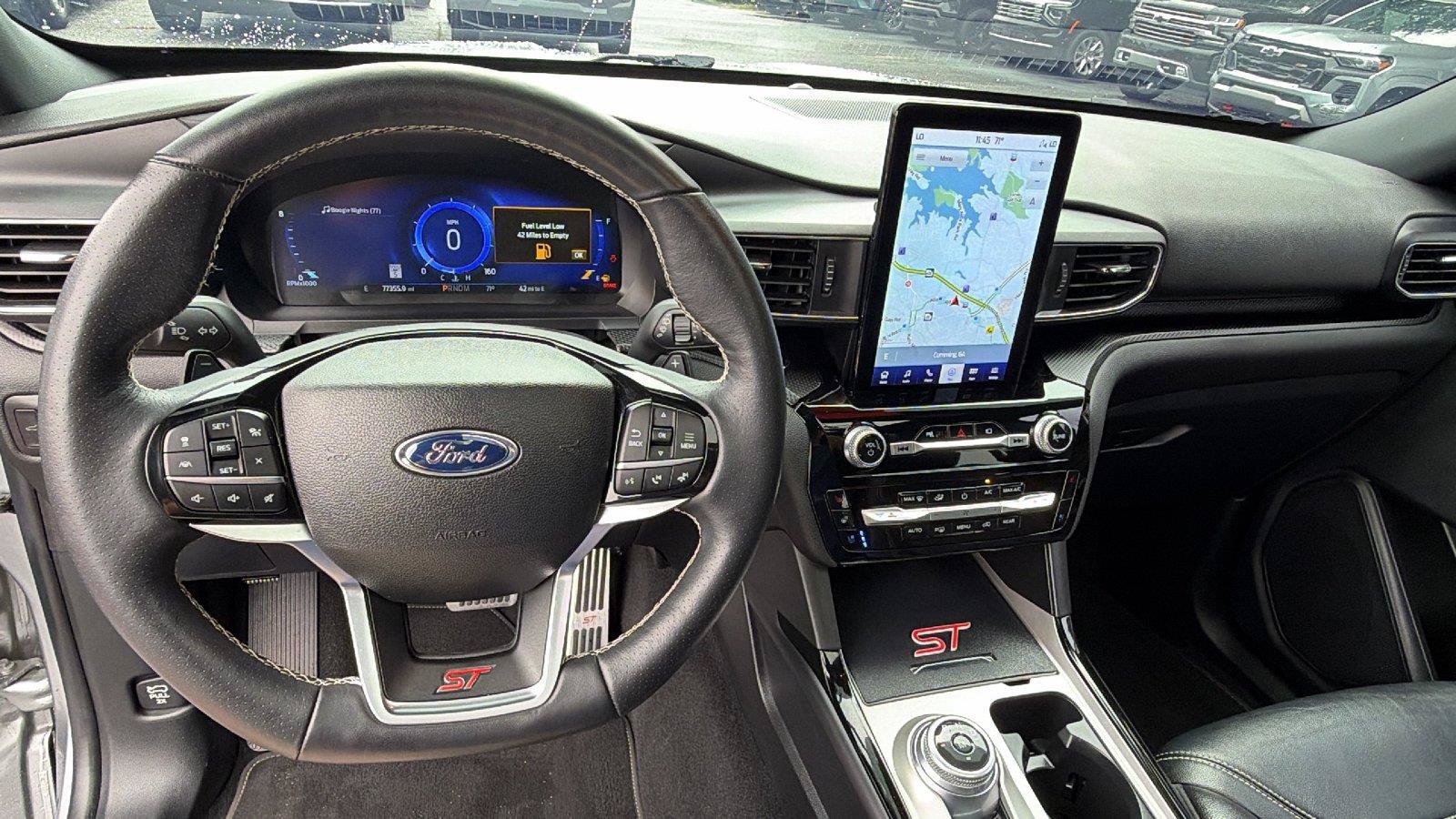 Used 2023 Ford Explorer ST w/ Equipment Group 401A AWD/4WD image 29