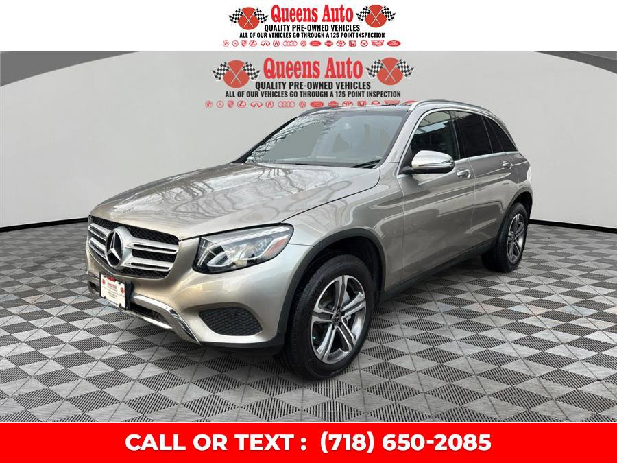 Used 2019 Mercedes-Benz GLC 300 GLC 300 4MATIC SUV w/ Premium Package image 2