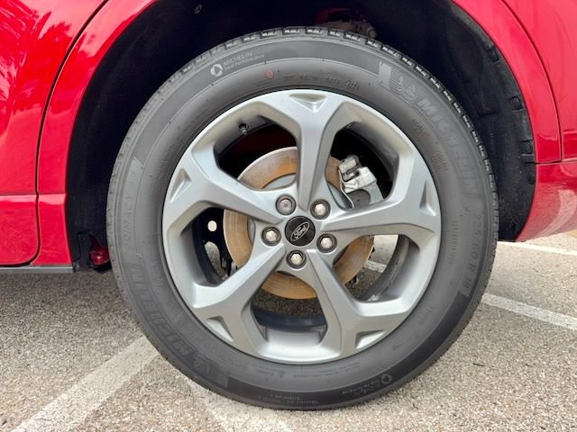 Used 2024 Ford Escape ST-Line w/ Tech Pack #1 FWD image 32