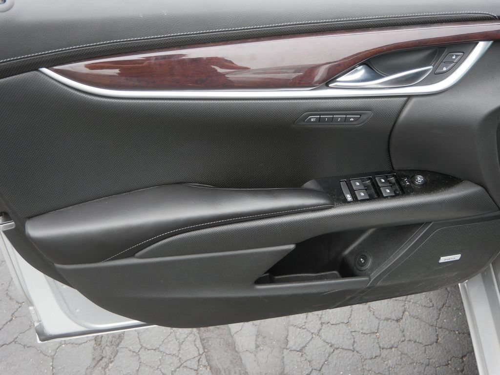 Used 2017 Cadillac XTS Luxury AWD/4WD image 13