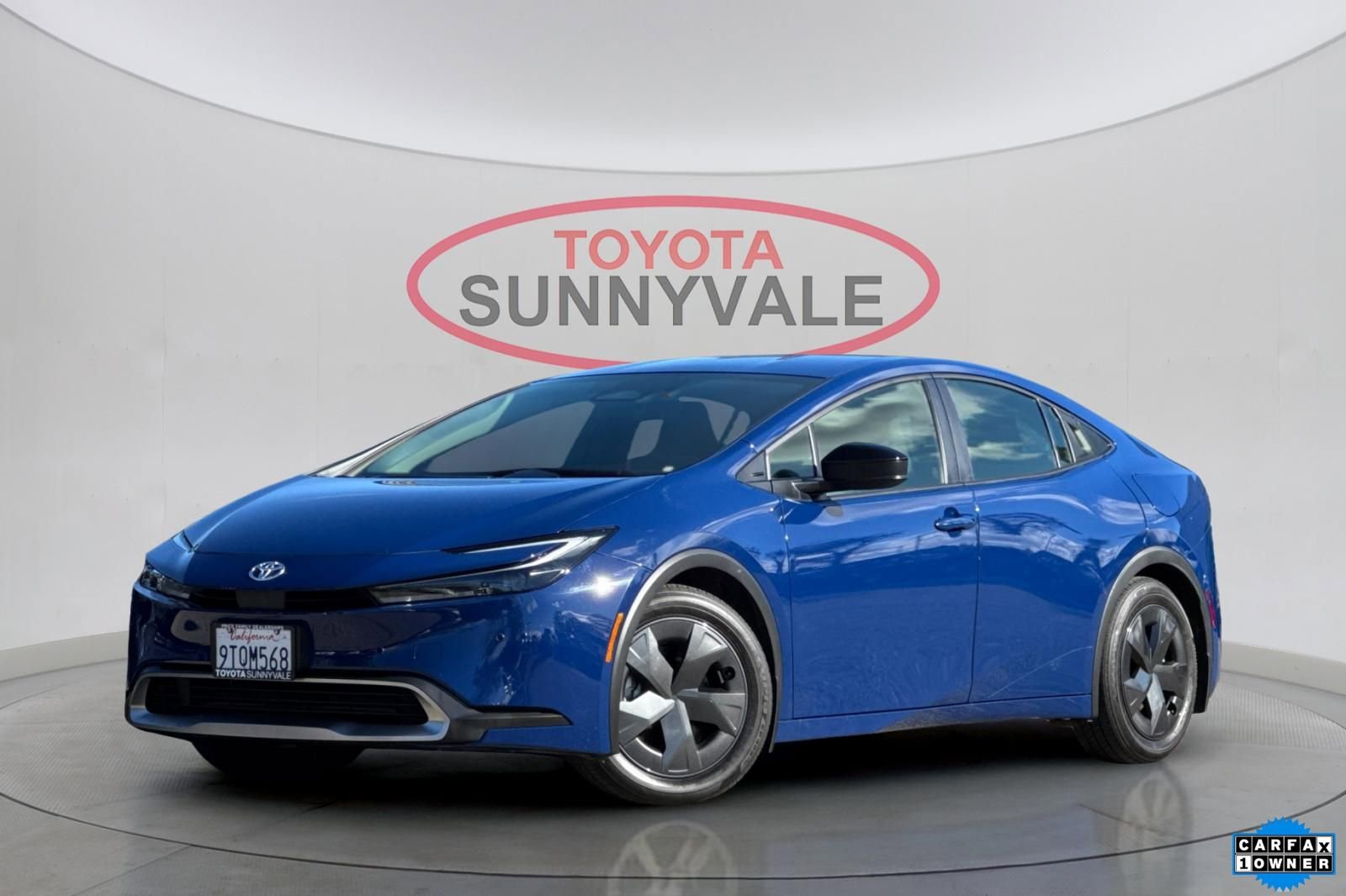 Used 2025 Toyota Prius Plug-In Hybrid image 1