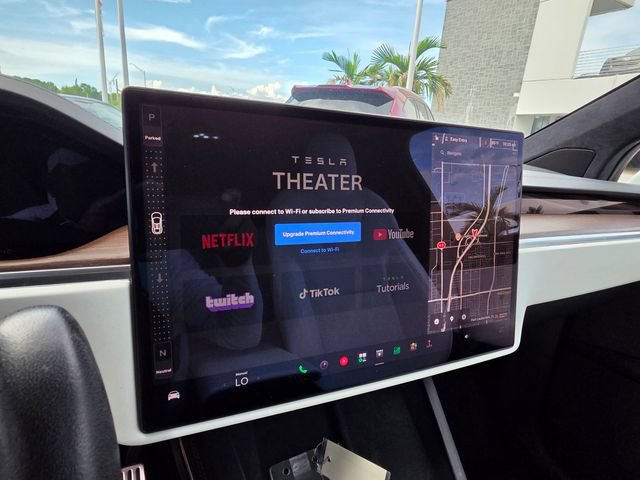Used 2022 Tesla Model X AWD/4WD image 35