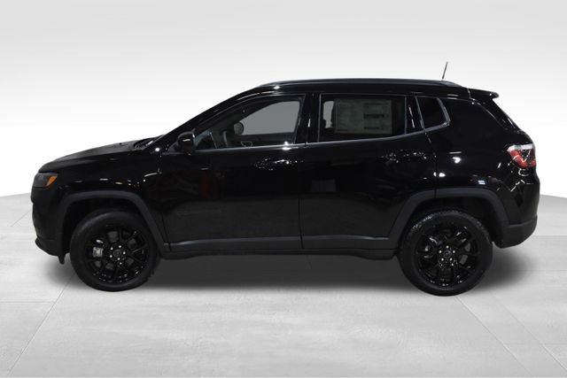 New 2026 Jeep Compass Latitude image 6