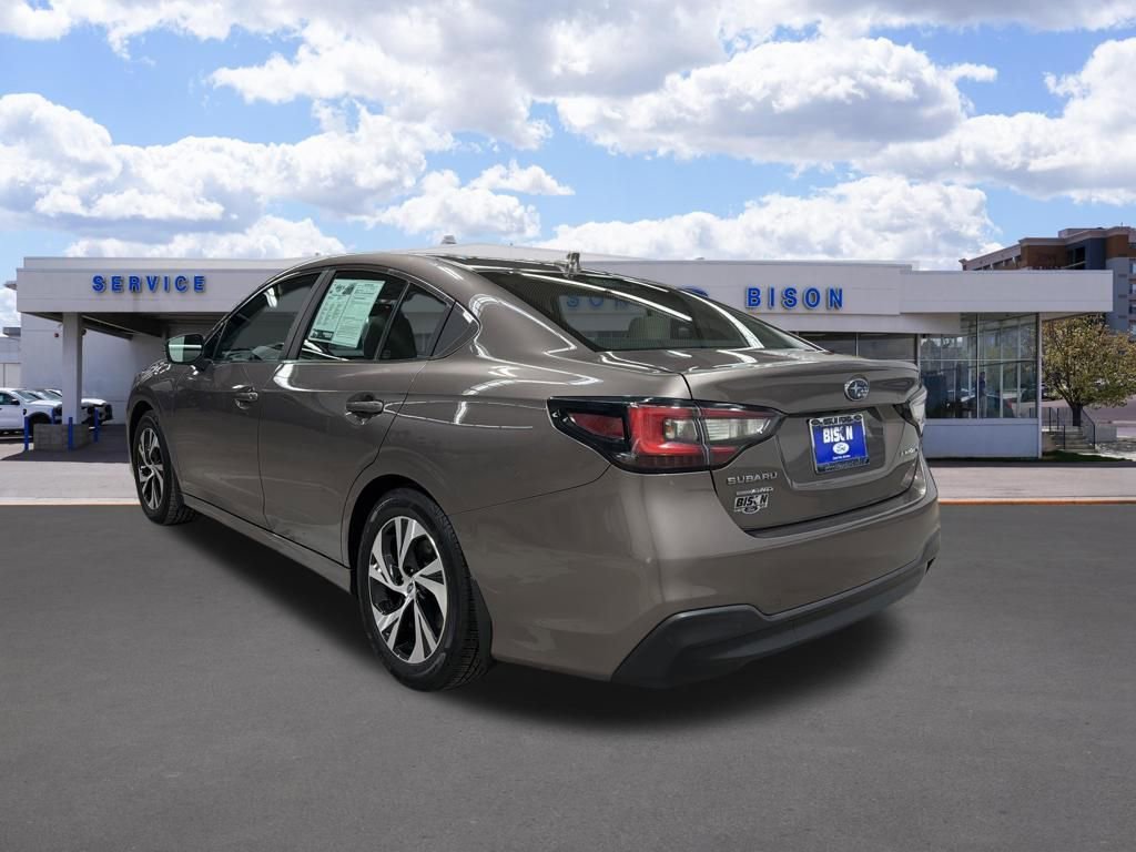 Used 2022 Subaru Legacy Premium AWD/4WD image 5