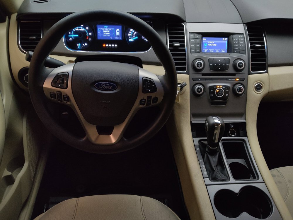 Used 2015 Ford Taurus SE FWD image 22
