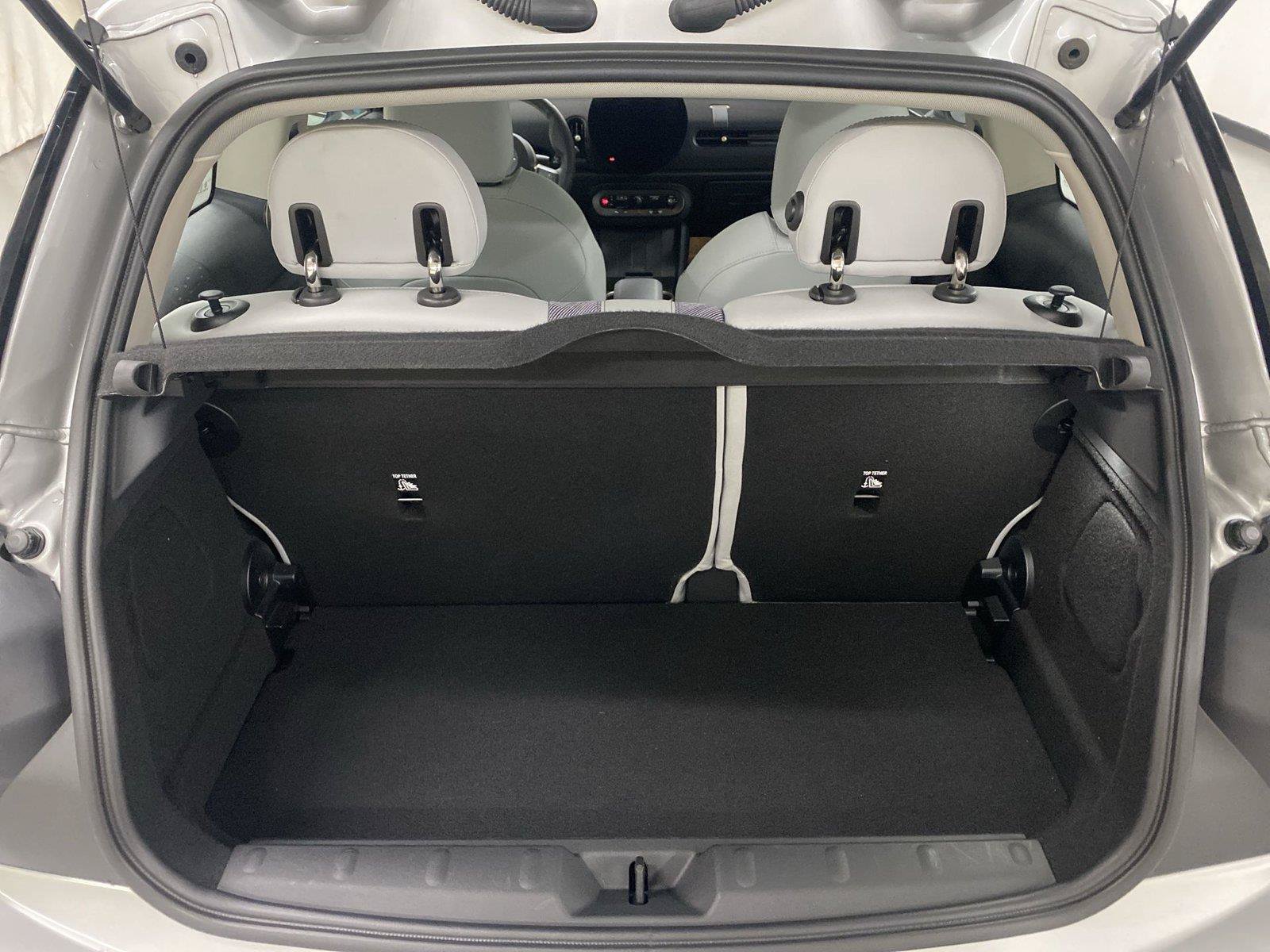 Used 2025 MINI Cooper 2-Door Hardtop FWD image 25